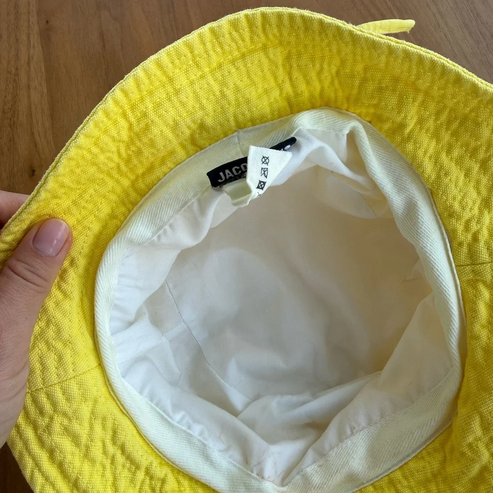 Jacquemus Sunny Yellow Cotton Bucket Hat - Picture 9 of 11